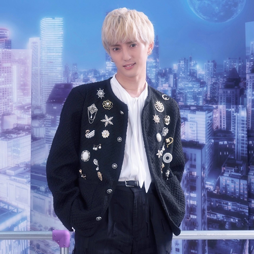 Travis Japan川島如惠留重啟活動 成員嗨喊「歡迎歸隊！」