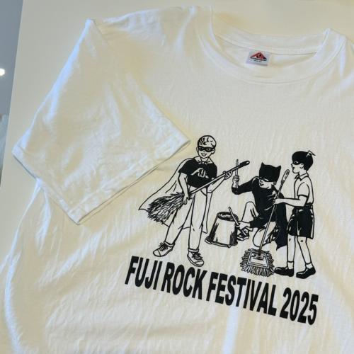 【跟著特派員追星去】2025年FUJI ROCK參戰全紀錄！周邊開箱篇✨