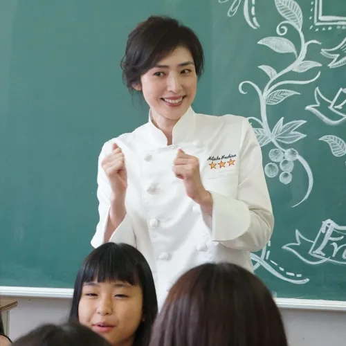 天海祐希自曝離不開「他」：「感覺食物都變好吃了～😍 」