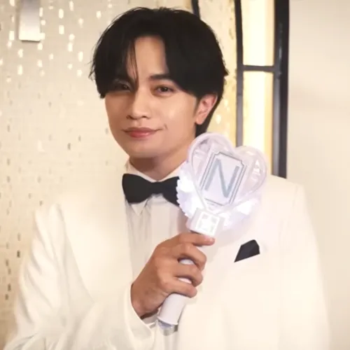 【內有開箱影片】手燈天才再上新貨！中島健人N式應援棒讓你的推閃閃發光✨