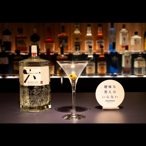 澀谷限定「BAR グラスとコトバ」用歌詞客製調酒🍸YOASOBI、King Gnu的歌都點得到！