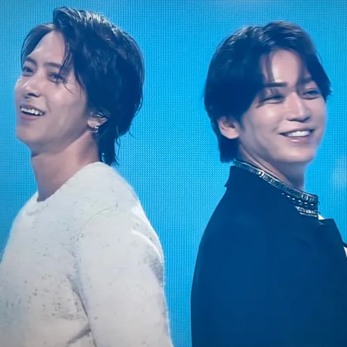 婚後首同台！龜梨和也、山下智久驚喜合體互曬勾肩照
