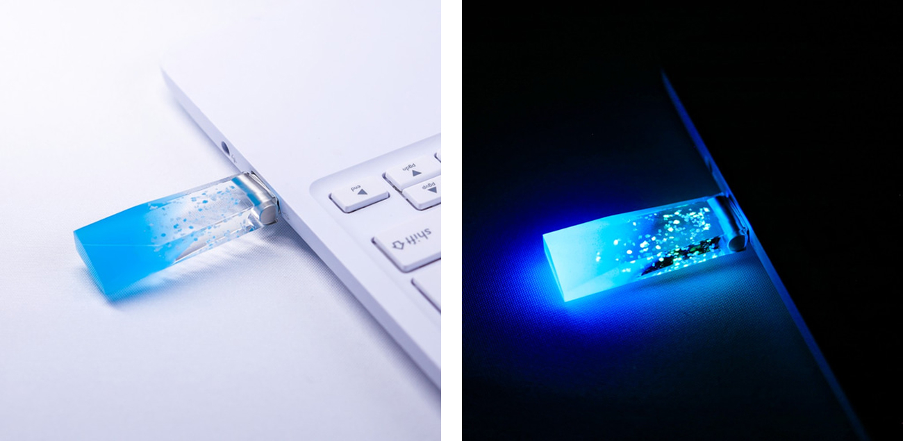 Midnight Ocean USB detail 1