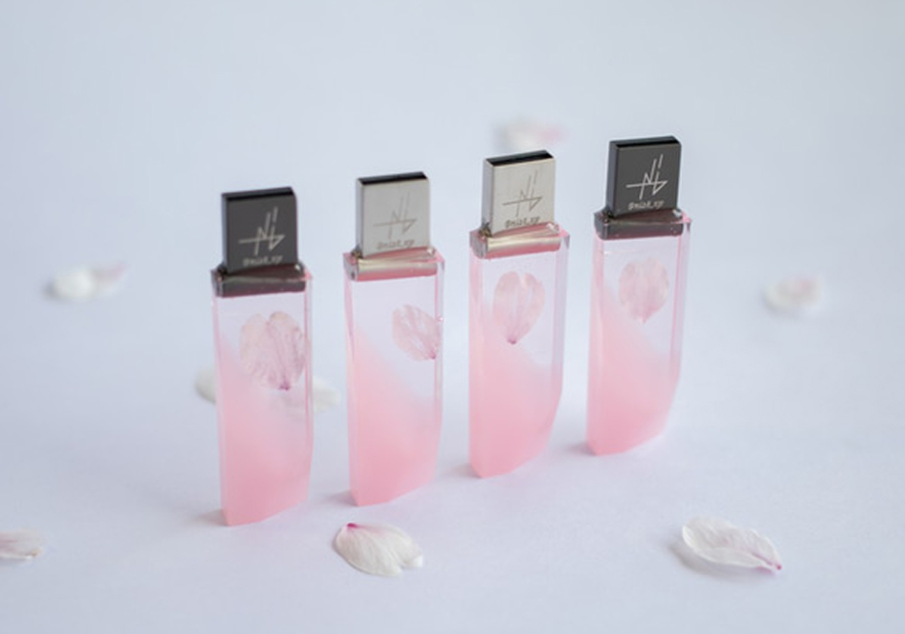 Tokyo Sakura USB