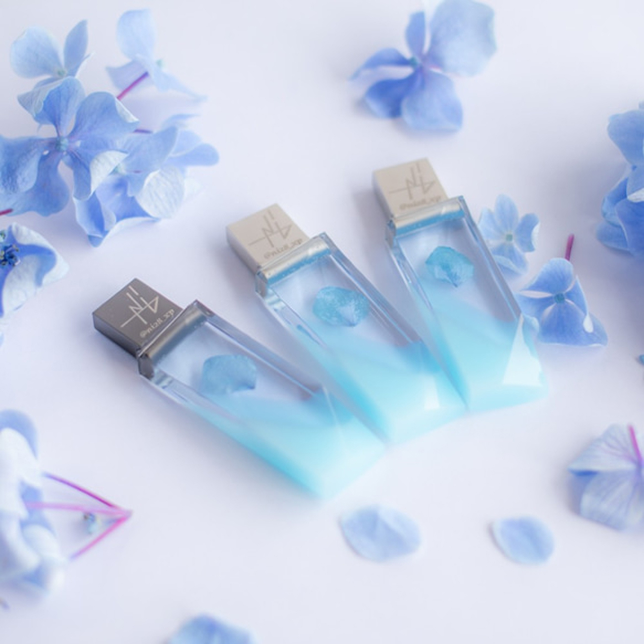 Hydrangea USB